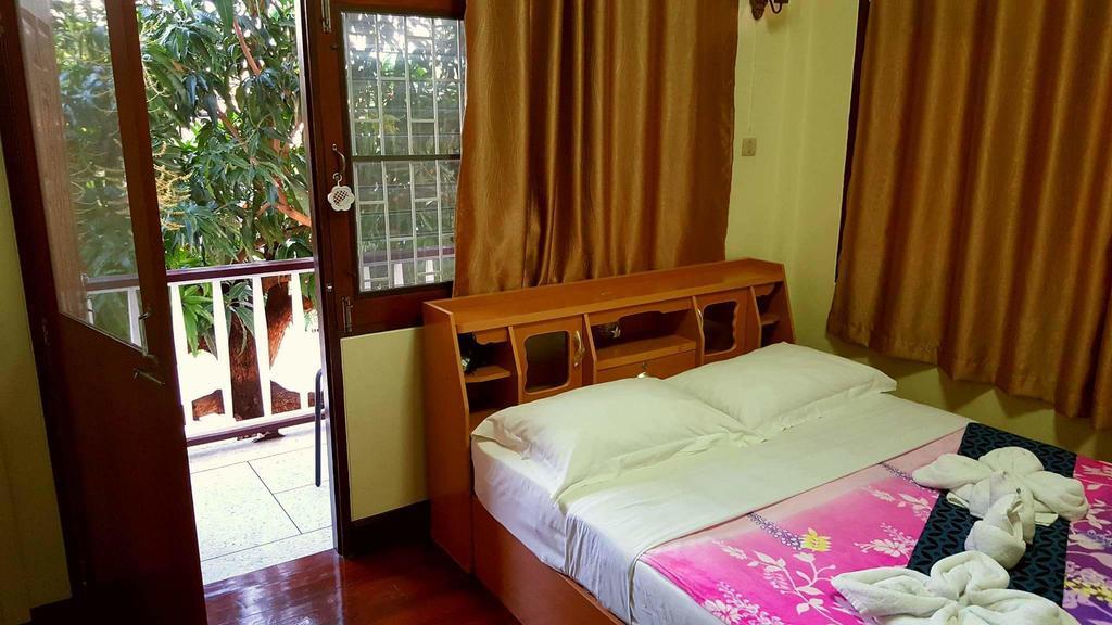 Emmanuel Guesthouse Prachuap Khiri Khan Dış mekan fotoğraf